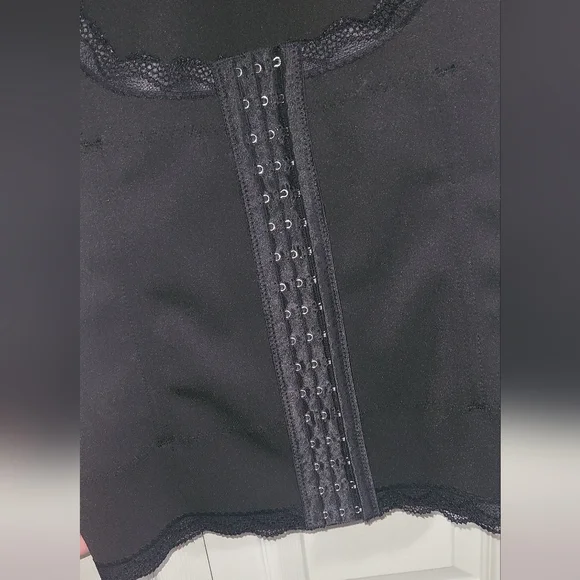 Wear-Your-Own-Bra Cami Cincher Shapewear size 10-12 / XL New w/tags! - Picture 3 of 6